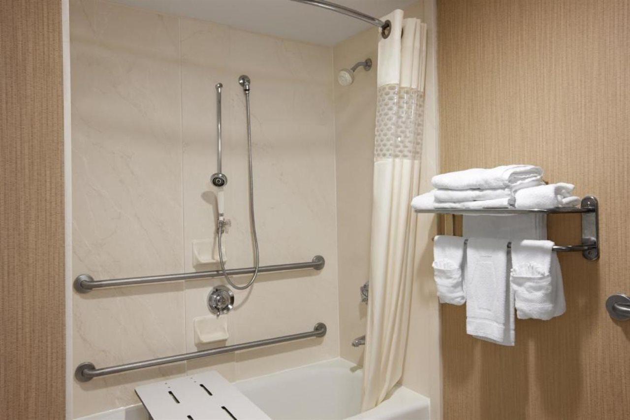 Hampton Inn Cambridge Eksteriør bilde