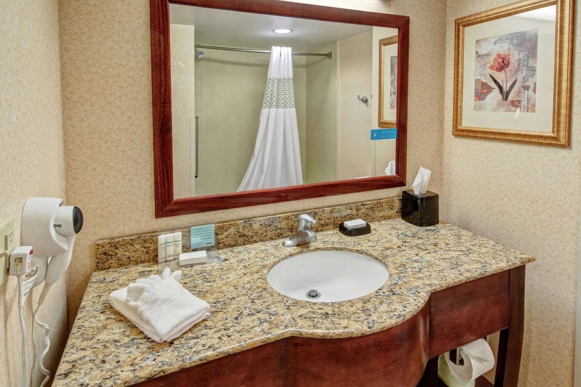 Hampton Inn Cambridge Eksteriør bilde