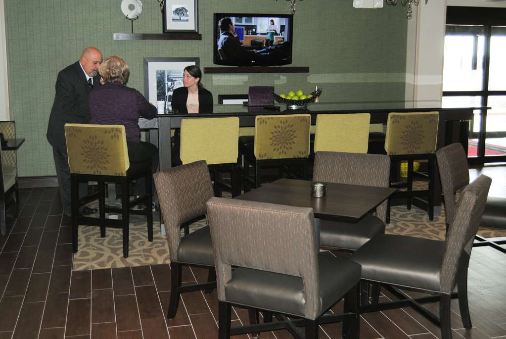 Hampton Inn Cambridge Restaurant bilde
